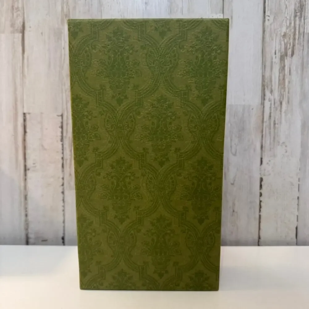 Gucci Gift Box Green Embossed Logo Two-Piece Lid 10x6x2 Empty